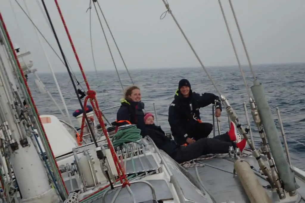 Sailing with Tall Ships Youth Trust