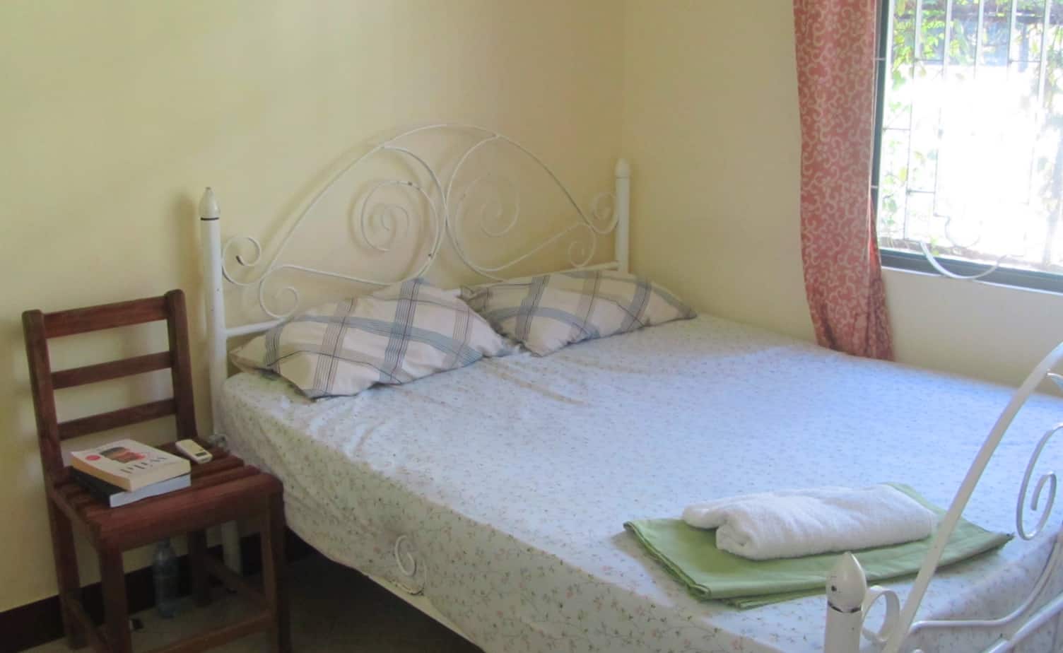 Ibizza Inn Mafia Island room